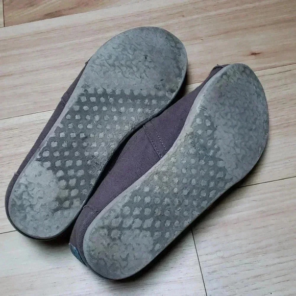 TOMS slip on flats shoes bundle - Picture 13 of 13